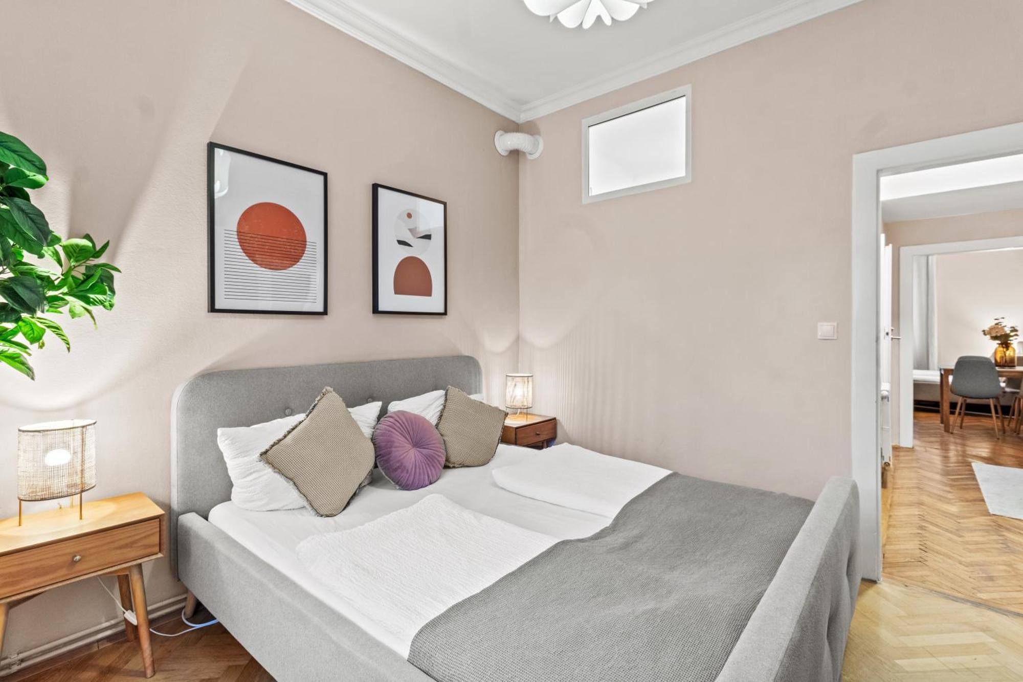 Modern Apartment, 3 Min To "U3 Neubaugasse" Viena Exterior foto